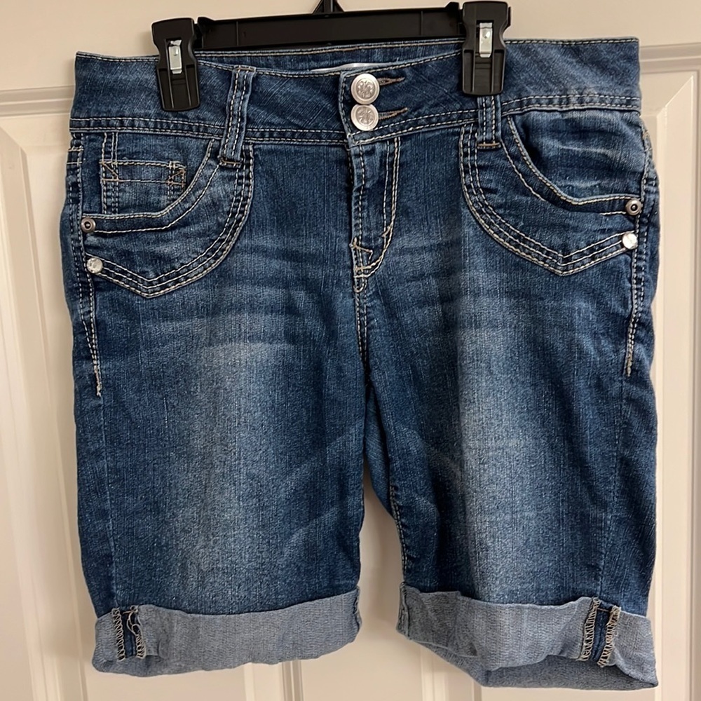No Boundaries ladies shorts